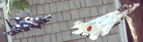 dogfight 2.JPG (20416 bytes)