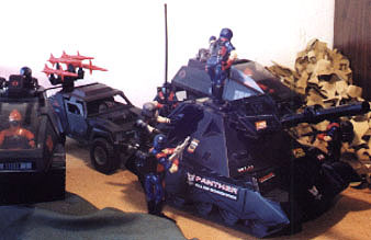 enemy tank.JPG (26619 bytes)